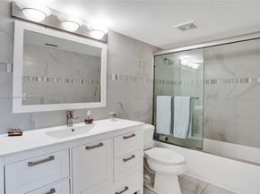 7760 Granville Dr 303, Tamarac FL 33321