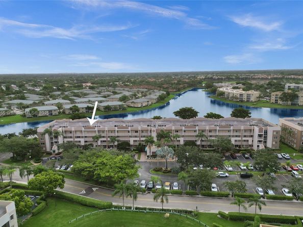 7760 Granville Dr 303, Tamarac FL 33321