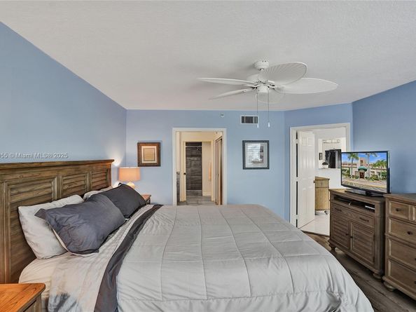 7760 Granville Dr 303, Tamarac FL 33321
