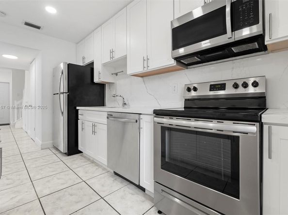 2787 NW 196th St, Miami Gardens FL 33056