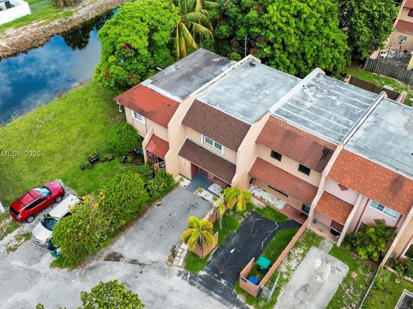 2787 NW 196th St, Miami Gardens FL 33056