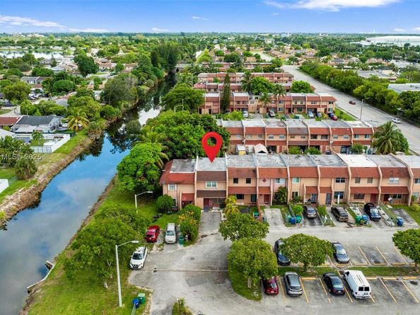 2787 NW 196th St, Miami Gardens FL 33056