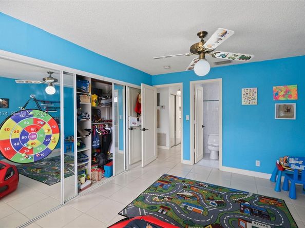 4841 NE 29th Ave, Lighthouse Point FL 33064