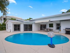 4841 NE 29th Ave, Lighthouse Point FL 33064