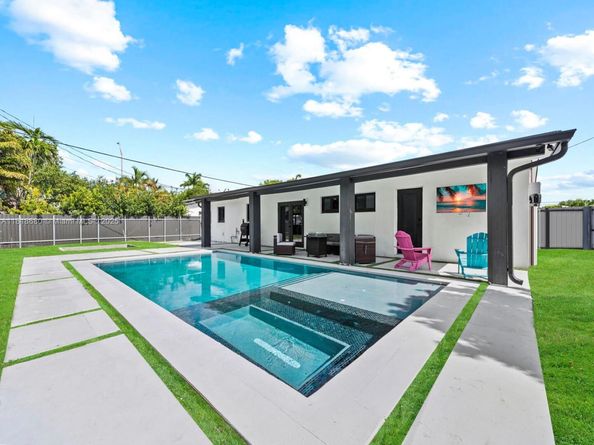 11150 SW 64th St, Miami FL 33173