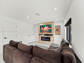 11150 SW 64th St, Miami FL 33173