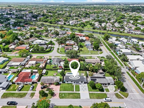 11150 SW 64th St, Miami FL 33173