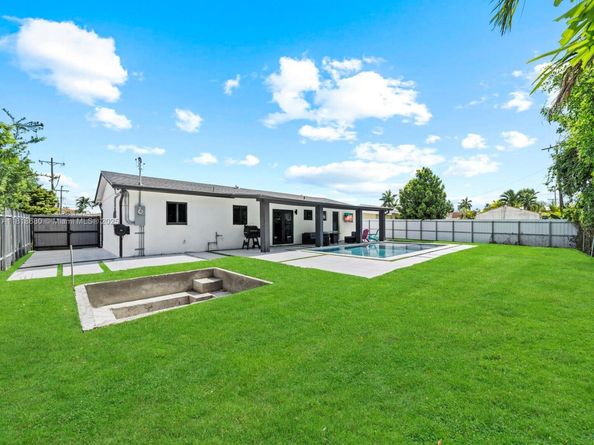 11150 SW 64th St, Miami FL 33173