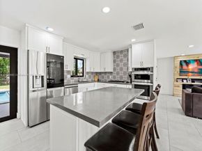 11150 SW 64th St, Miami FL 33173