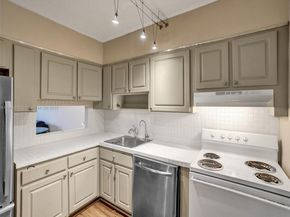 4900 Washington St 203, Hollywood FL 33021