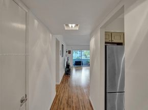 4900 Washington St 203, Hollywood FL 33021