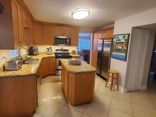 12910 SW 117th St, Miami FL 33186