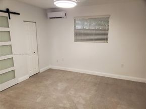12910 SW 117th St, Miami FL 33186