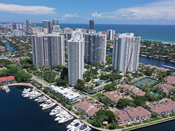 21055 Yacht Club Dr 3101, Aventura FL 33180