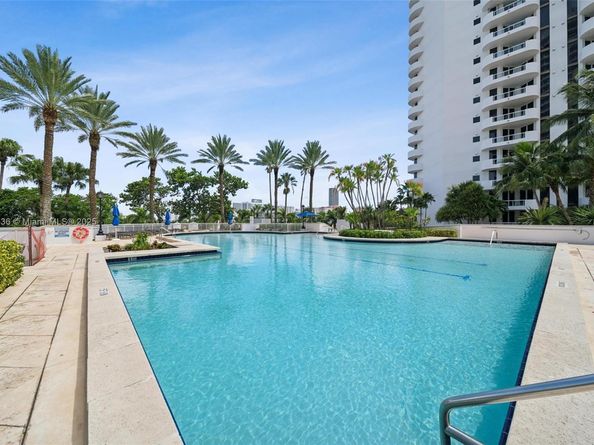 21055 Yacht Club Dr 3101, Aventura FL 33180