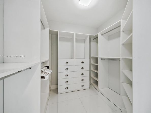 21055 Yacht Club Dr 3101, Aventura FL 33180