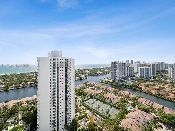 21055 Yacht Club Dr 3101, Aventura FL 33180