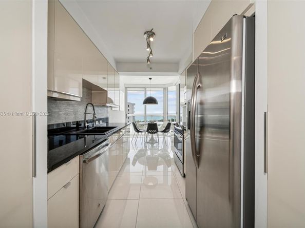 21055 Yacht Club Dr 3101, Aventura FL 33180