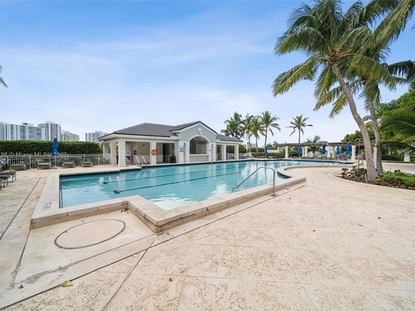 21055 Yacht Club Dr 3101, Aventura FL 33180