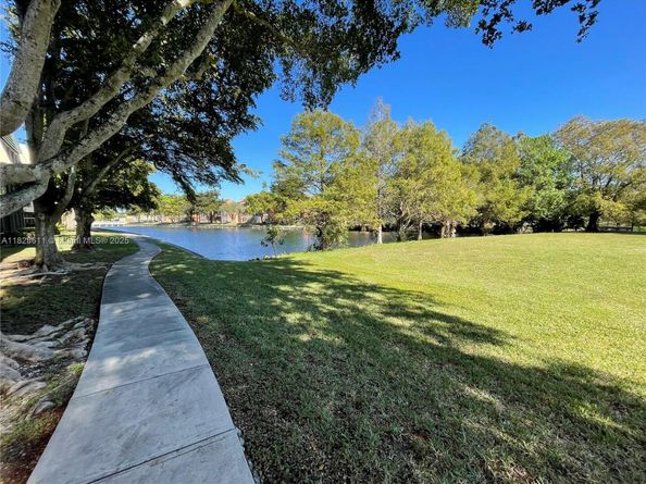 9070 Lime Bay Blvd 115, Tamarac FL 33321