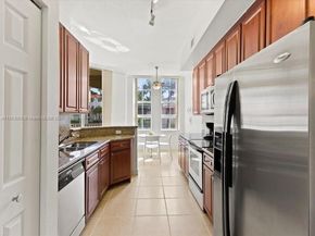 3001 NE 185th St 121, Aventura FL 33180