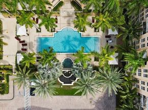 3001 NE 185th St 121, Aventura FL 33180