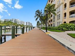3001 NE 185th St 121, Aventura FL 33180