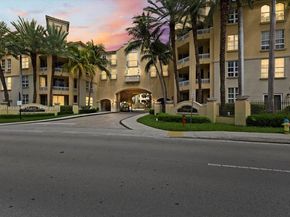 3001 NE 185th St 121, Aventura FL 33180