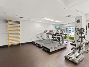 3001 NE 185th St 121, Aventura FL 33180