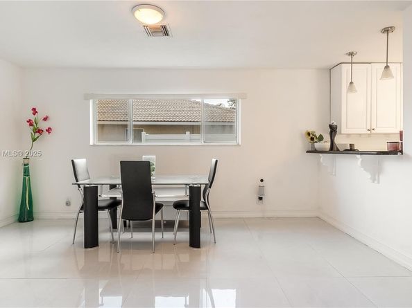 2451 SW 23rd Cranbrook Drive, Boynton Beach FL 33436