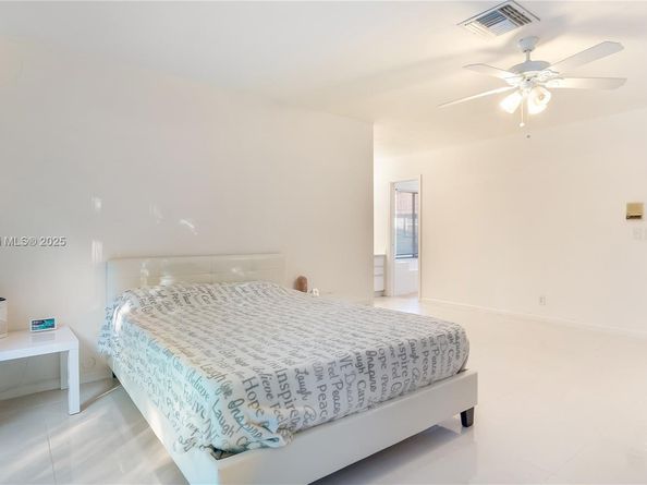 2451 SW 23rd Cranbrook Drive, Boynton Beach FL 33436