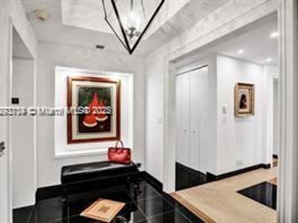 20165 NE 39th Pl 303 & 204, Aventura FL 33180