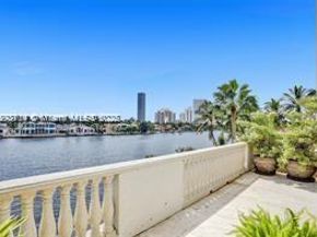 20165 NE 39th Pl 303 & 204, Aventura FL 33180
