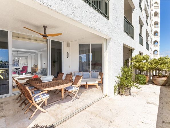 20165 NE 39th Pl 303 & 204, Aventura FL 33180