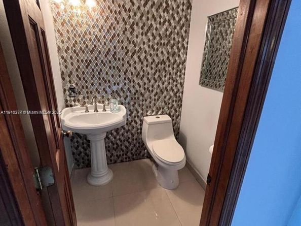 20051 SW 128th Ct, Miami FL 33177