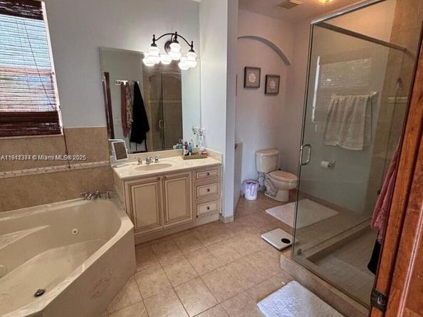 20051 SW 128th Ct, Miami FL 33177