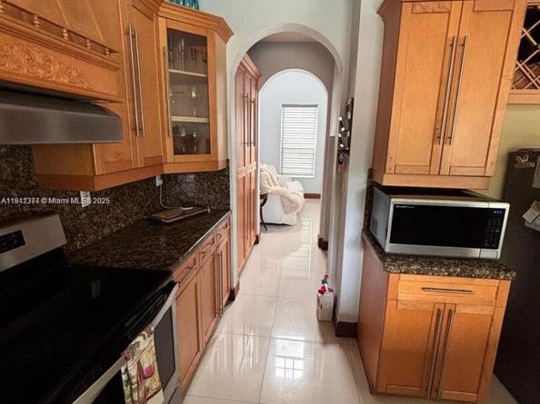 20051 SW 128th Ct, Miami FL 33177