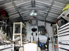 1715 N 59th Ave, Hollywood FL 33021