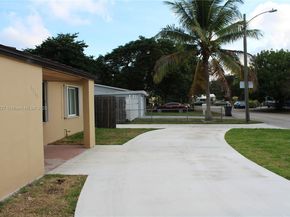 1715 N 59th Ave, Hollywood FL 33021