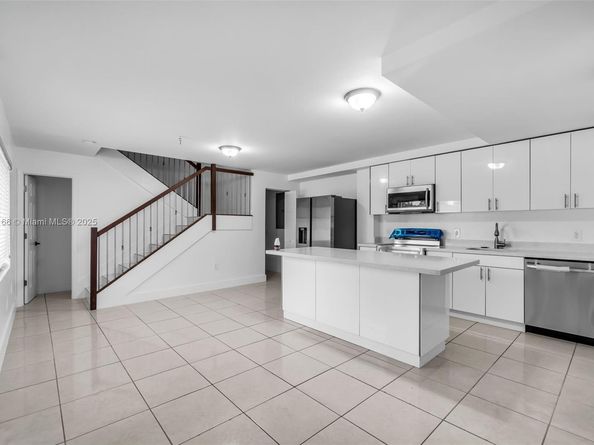 740 E 41st St, Hialeah FL 33013