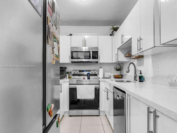 740 E 41st St, Hialeah FL 33013