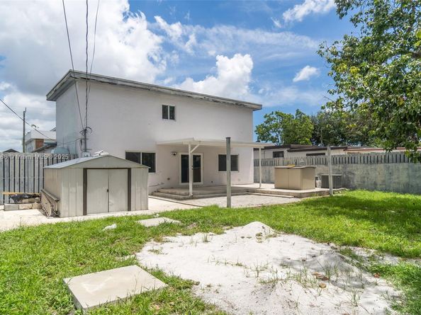 740 E 41st St, Hialeah FL 33013