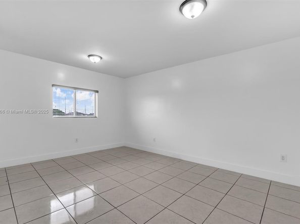 740 E 41st St, Hialeah FL 33013