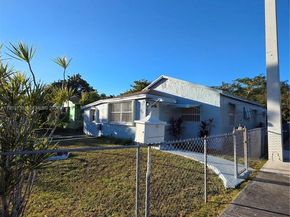 2401 NW 56th St, Miami FL 33142