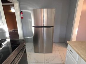 2401 NW 56th St, Miami FL 33142