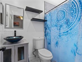 8009 NW 29th St, Sunrise FL 33322