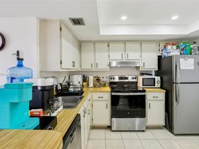 5570 NW 44th St 510A, Lauderhill FL 33319