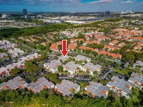 3545 Magellan Cir 3515, Aventura FL 33180