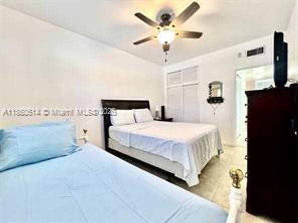 1300 N Ocean Blvd 111, Pompano Beach FL 33062