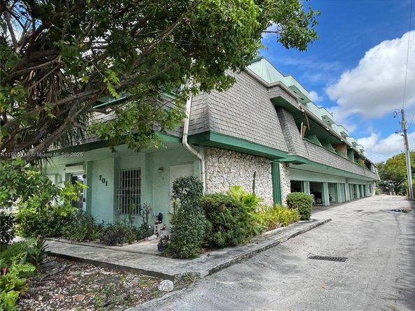Undisclosed Address #A11900938, Miami Springs FL 33166
